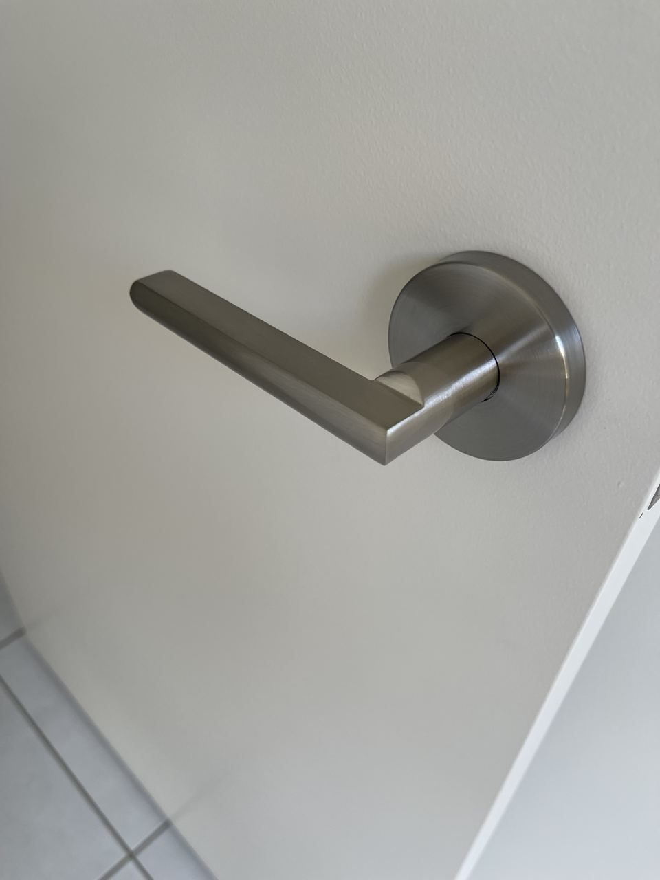 Bathroom vanity & door hardware